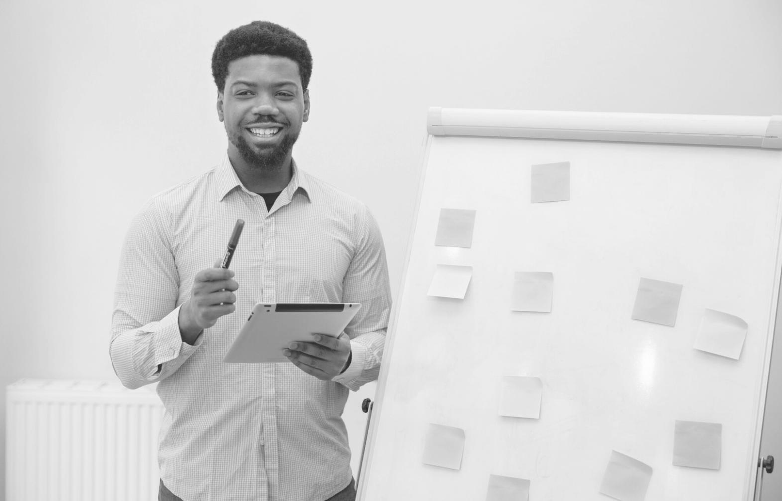 Momento de trabalho colaborativo na orvanylio